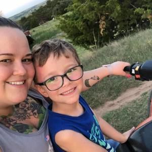 Meet your Posher, Sandy